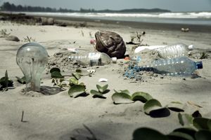 Contaminación en playa de Malasia
